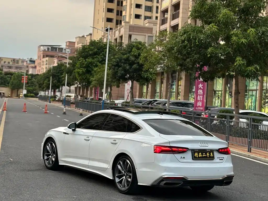 Audi A5 2021 — фото 10