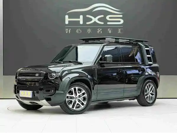 Land Rover Defender 2024