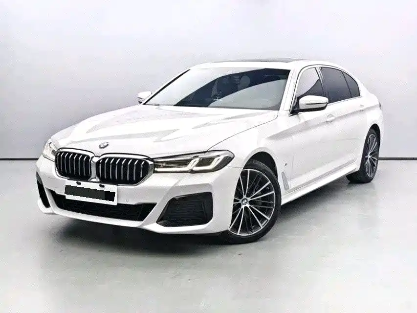 BMW 5 Series 2021 — фото 1