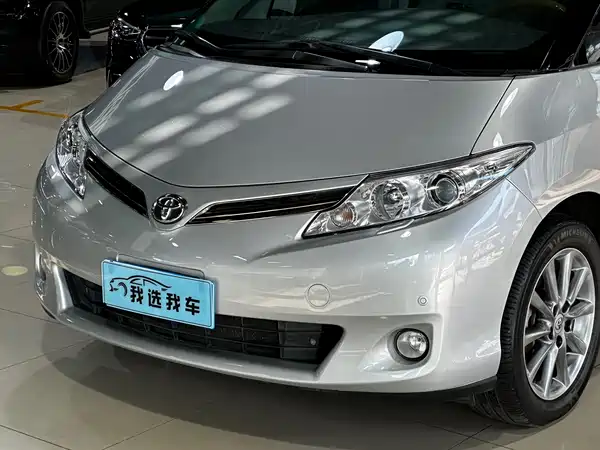 Toyota Previa 2012