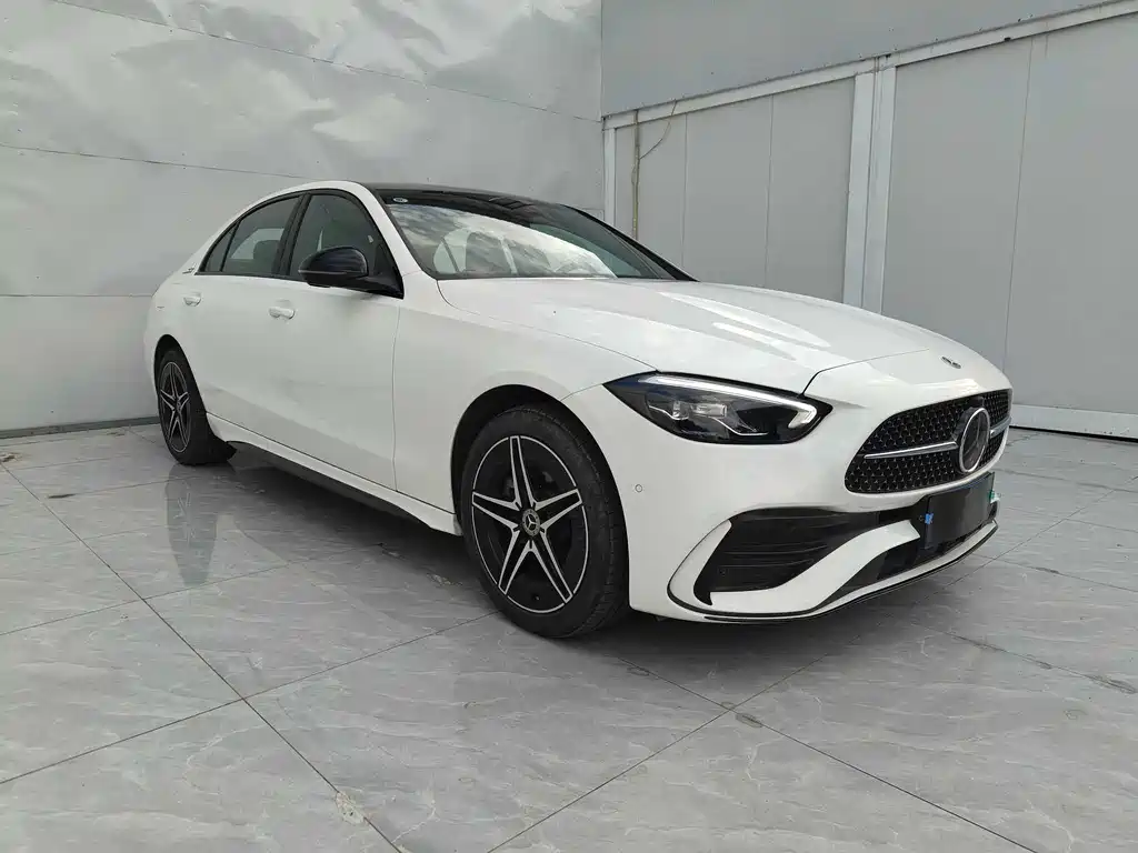Mercedes-Benz C-Class 2025