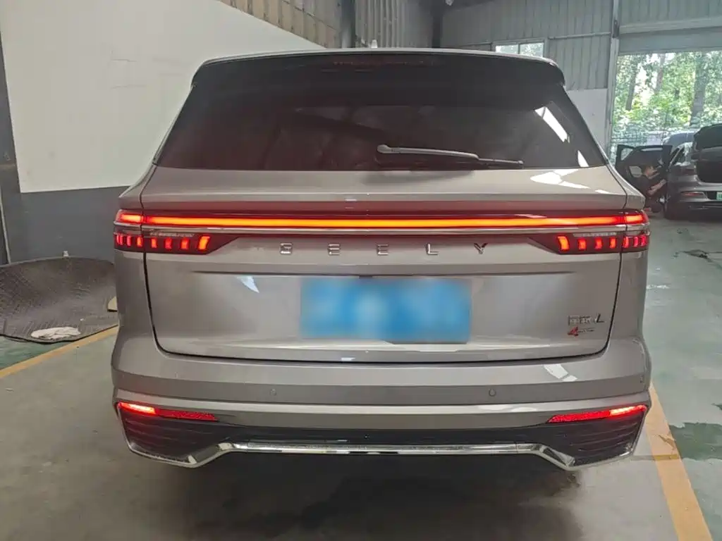 Geely Xingyue L 2022