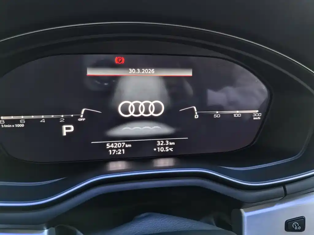 Audi A4L 2024 — фото 11