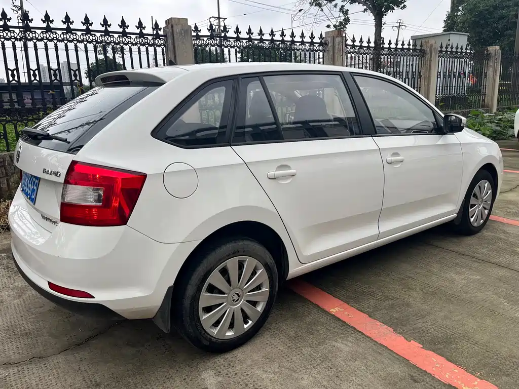 Skoda Rapid Spaceback 2017