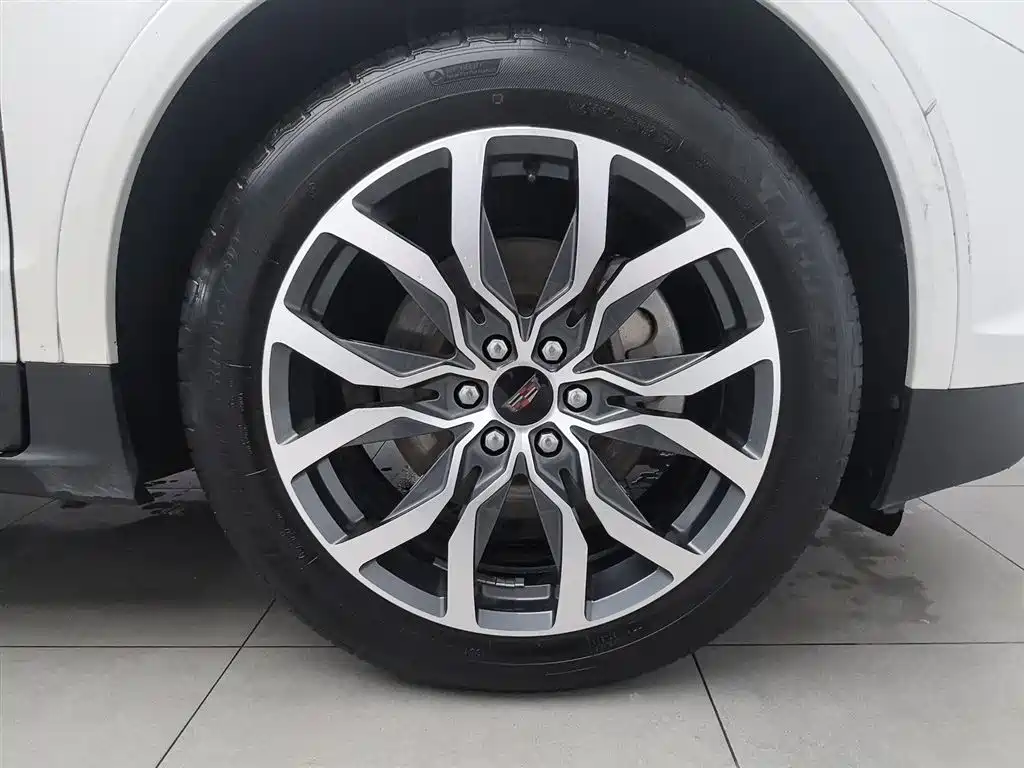 Cadillac XT5 2019 — фото 17