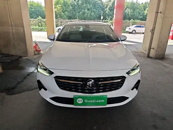 Buick Regal 2020