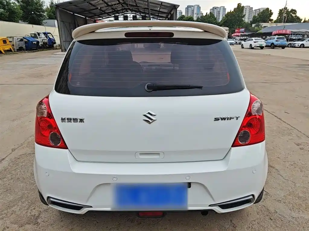 Suzuki Swift 2017 — фото 6