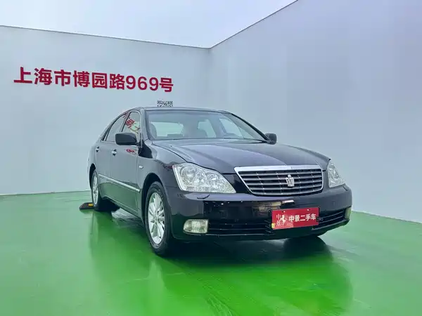 Toyota Crown 2005