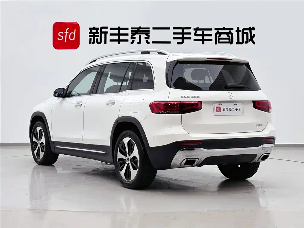 Mercedes-Benz GLB 2021
