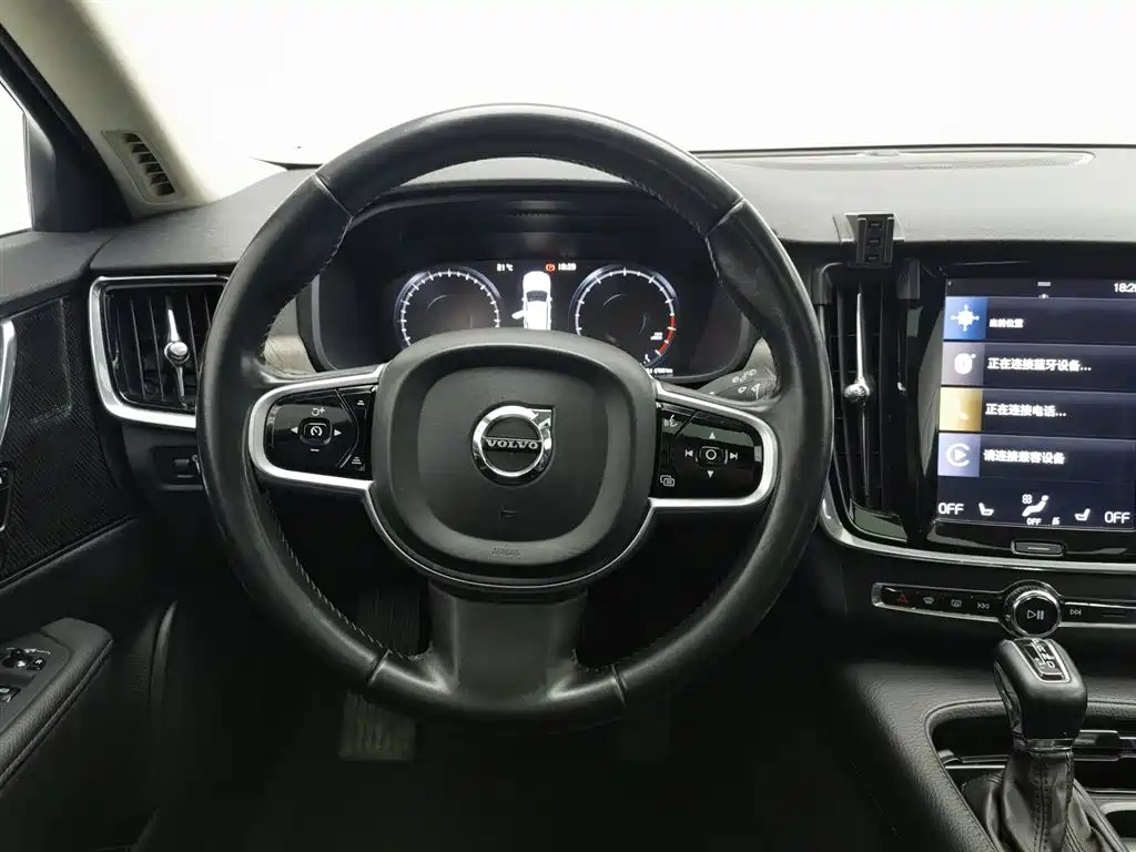 Volvo V90 2019 — фото 11