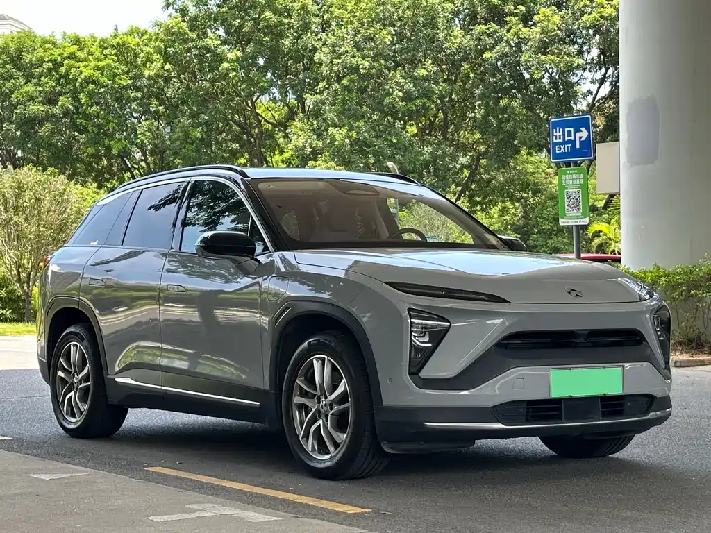 NIO ES6 2020
