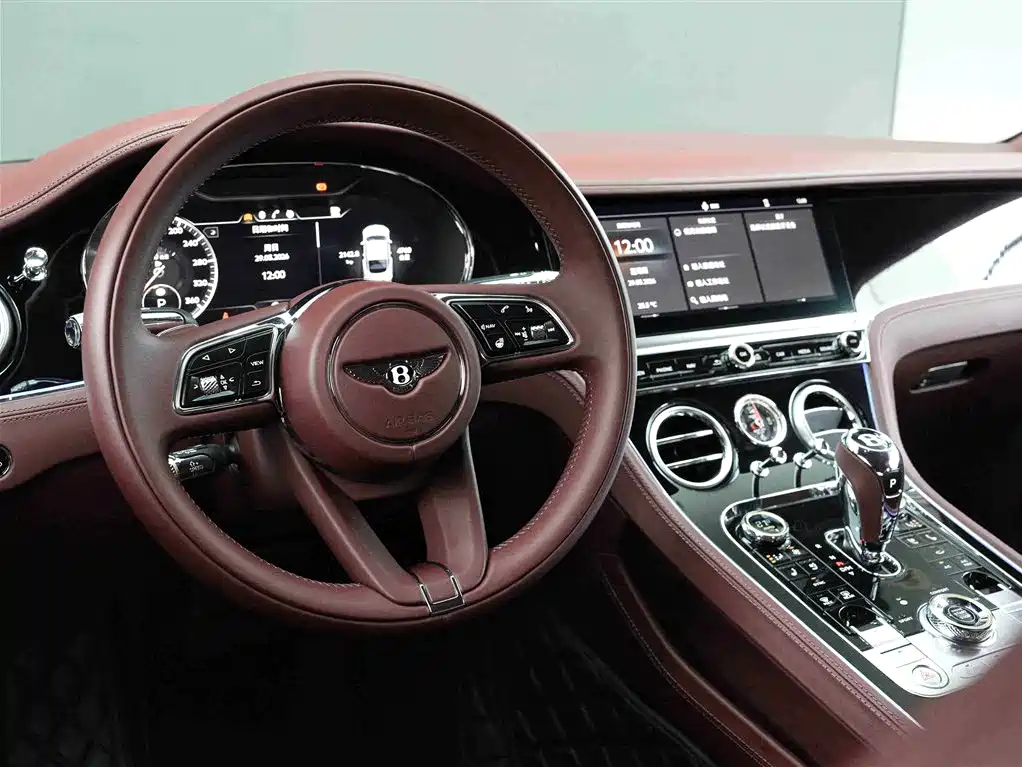 Bentley Continental 2023 — фото 23