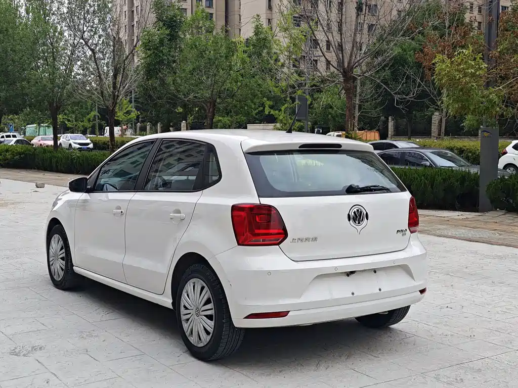 Volkswagen Polo 2017 — фото 4