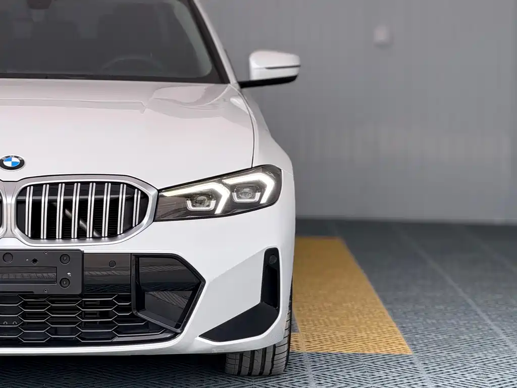 BMW 3 Series 2022
