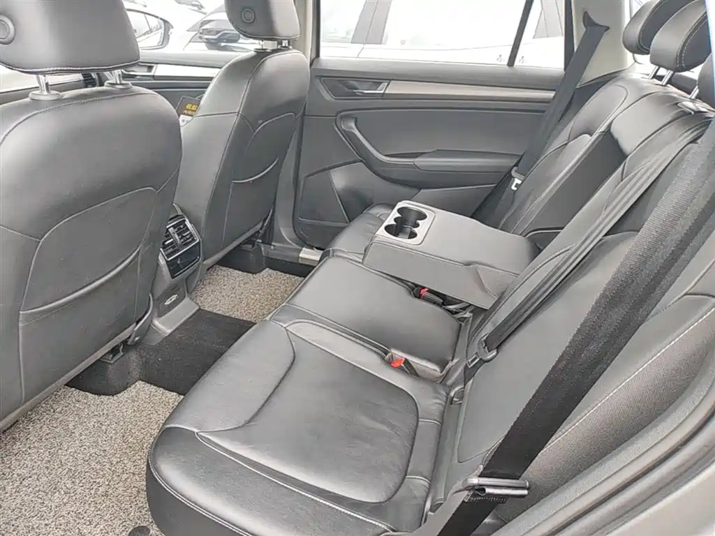 Skoda Kodiaq 2017 — фото 17
