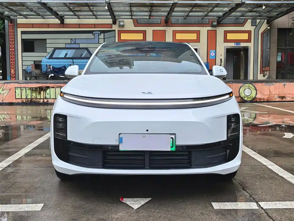Li Auto Li L6 2024