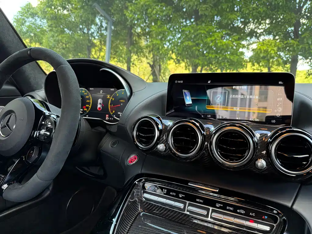 Mercedes-Benz AMG GT 2022 — фото 14