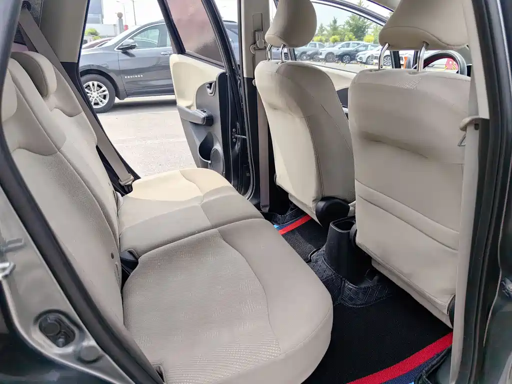 Honda Fit 2012 — фото 11