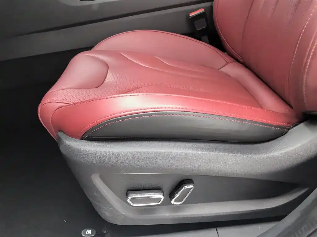 Changan CS85 COUPE 2022 — фото 20