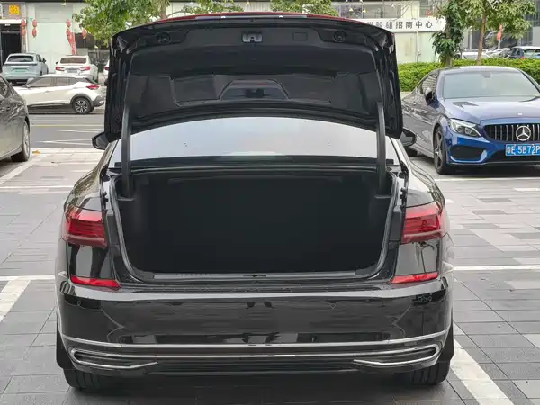 Volkswagen Passat 2022