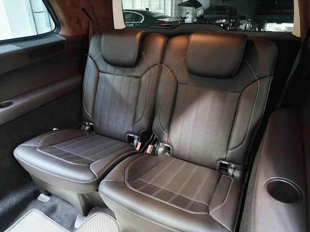 Mercedes-Benz GLS 2019 — фото 15