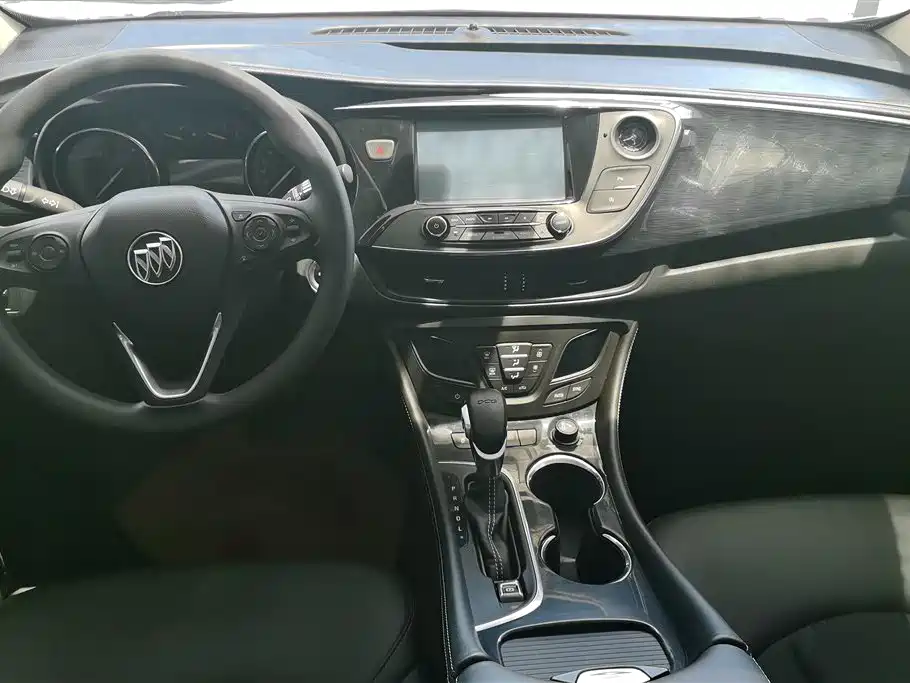Buick Envision Plus 2016 — фото 12