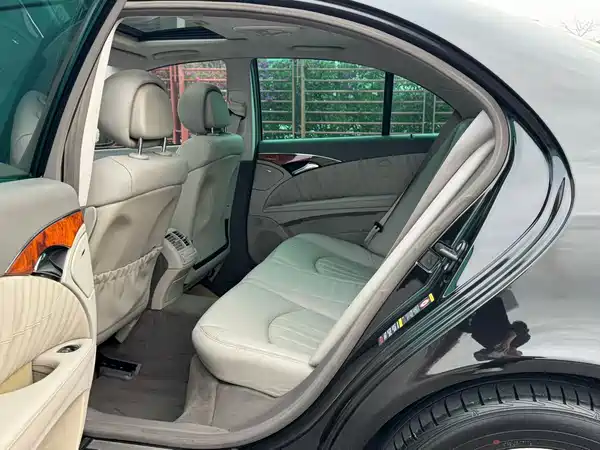 Mercedes-Benz E-Class 2007