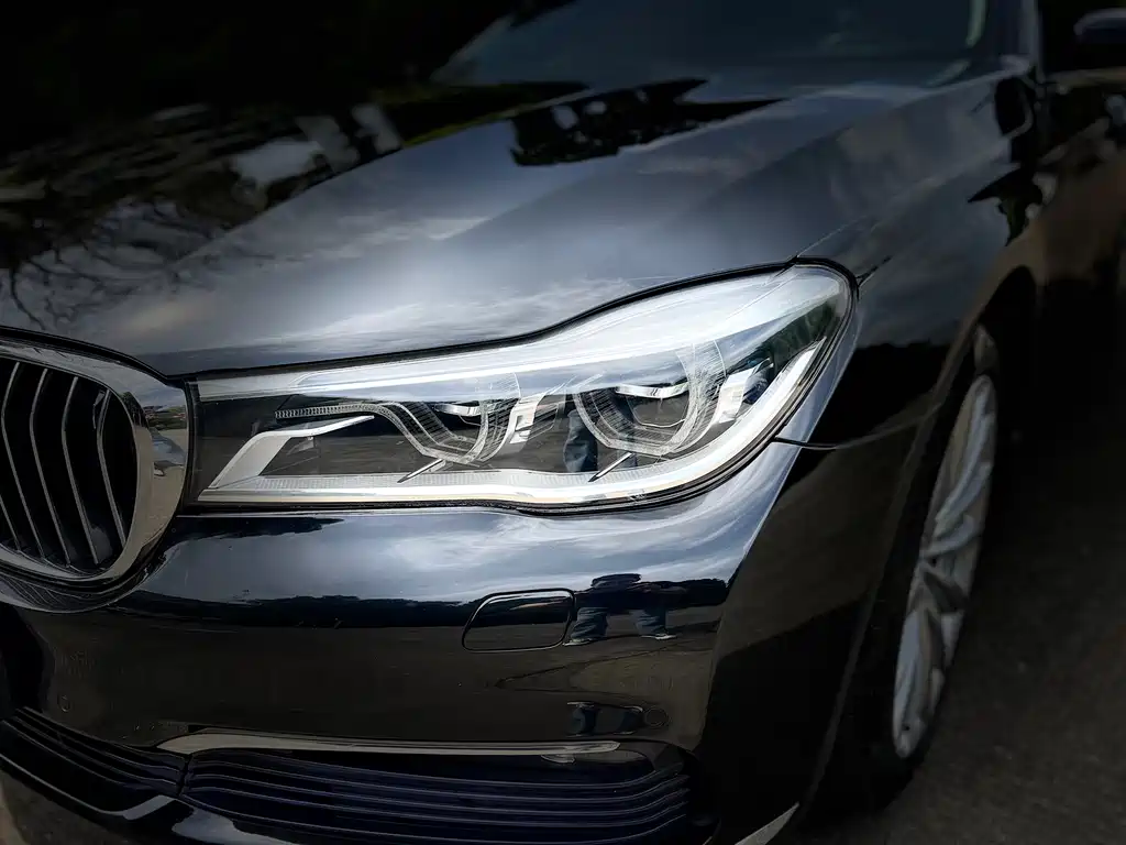 BMW 7 Series 2016 — фото 12