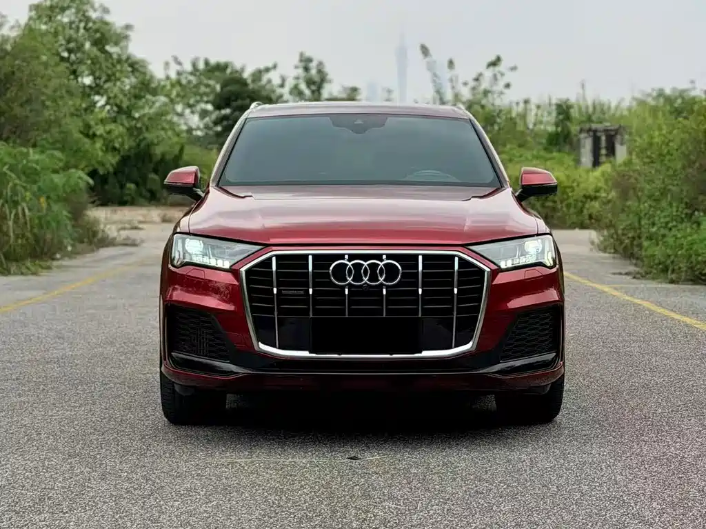 Audi Q7 2020 — фото 2