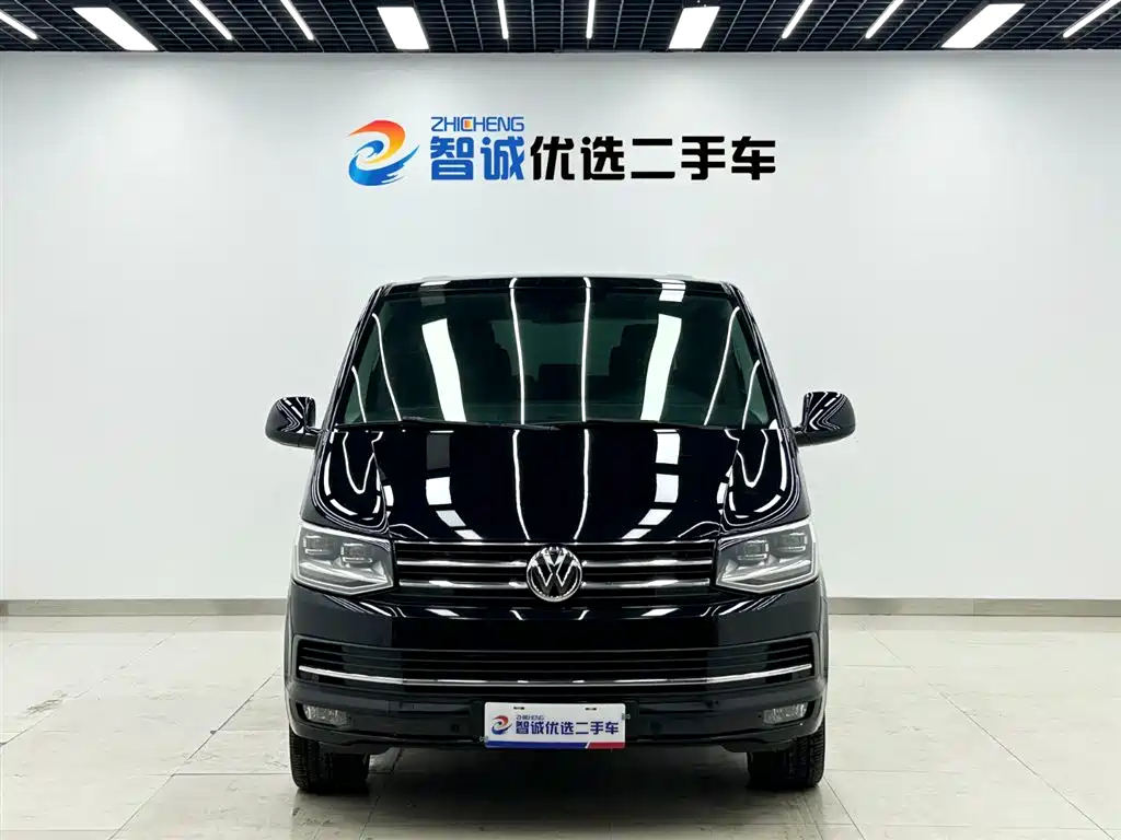 Volkswagen Multivan 2018 — фото 2