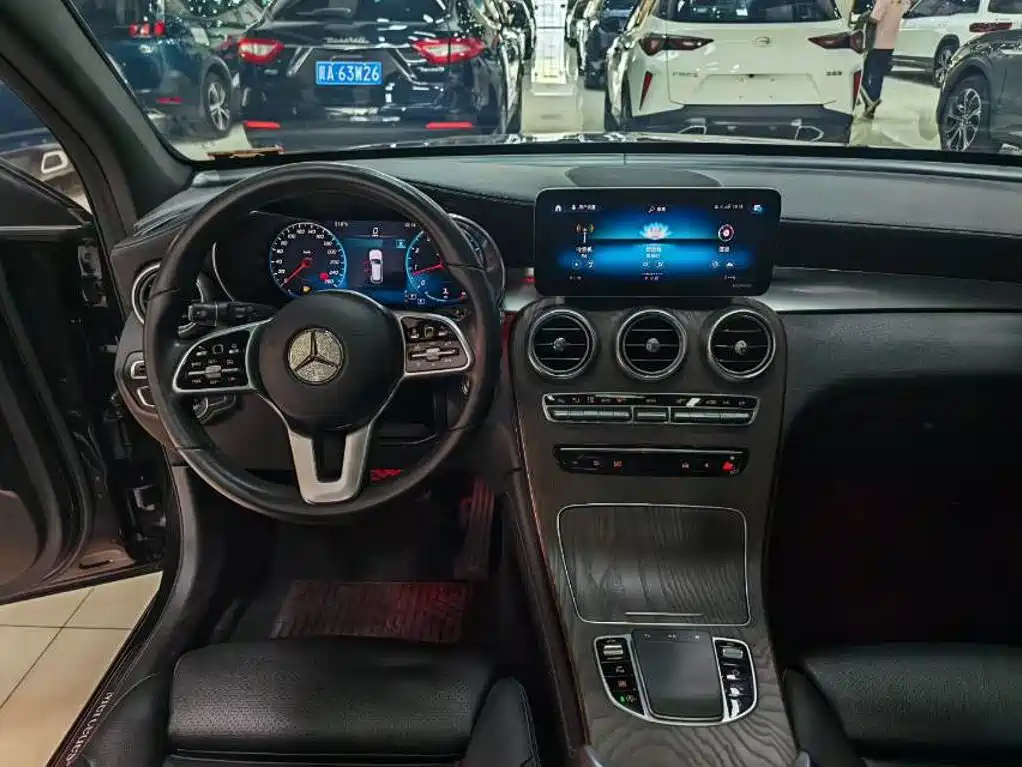 Mercedes-Benz GLC 2020