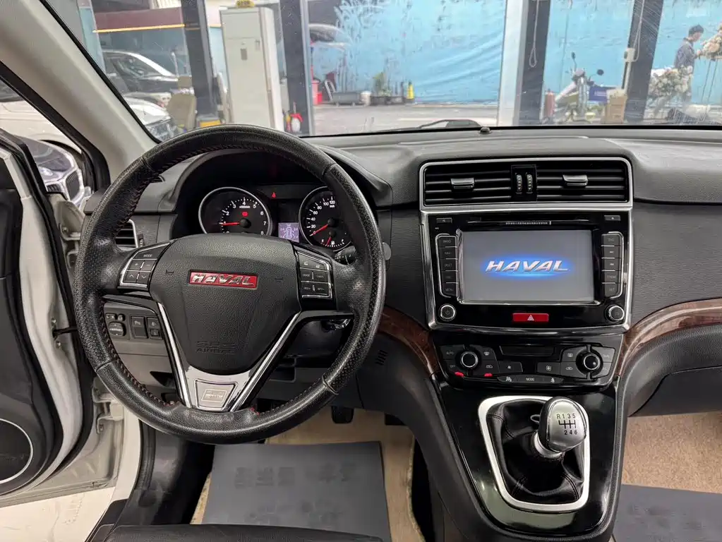 Haval H6 2014 — фото 10