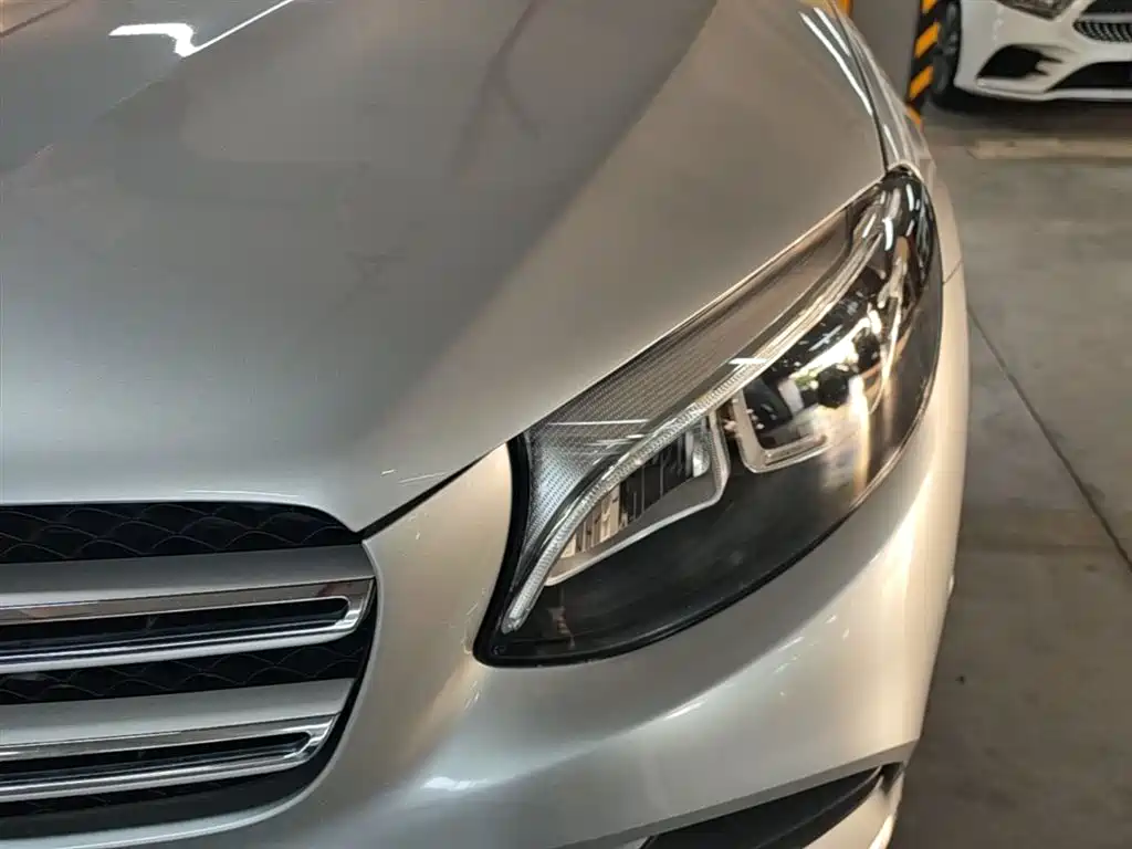 Mercedes-Benz GLC 2018 — фото 24