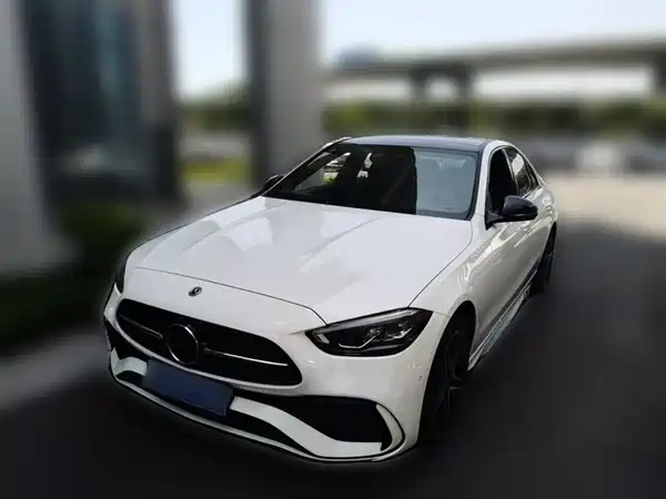 Mercedes-Benz C-Class 2025