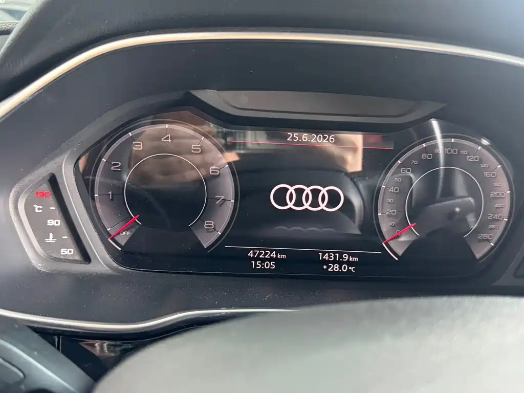 Audi Q3 2023 — фото 19