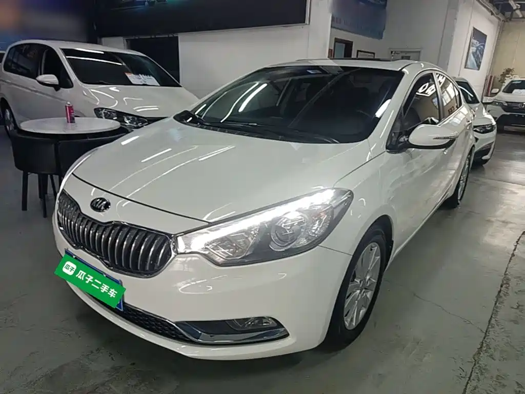 Kia K3 2015 — фото 1