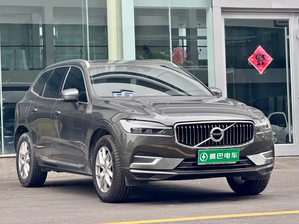 Volvo XC60 2021 — фото 2