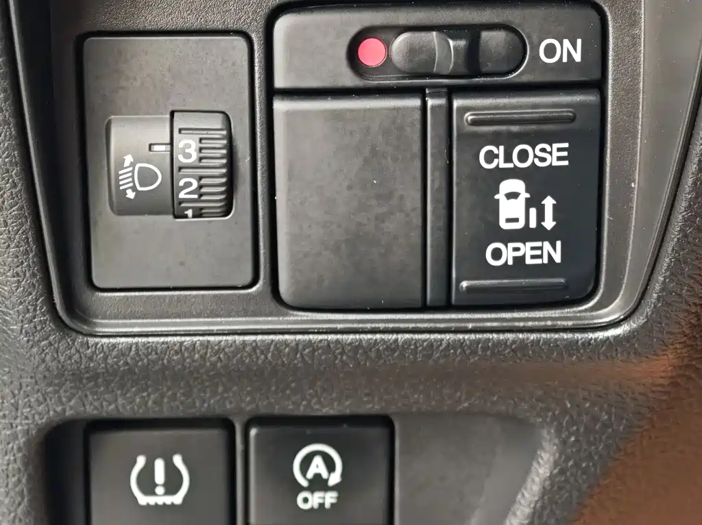Honda Odyssey 2018 — фото 13