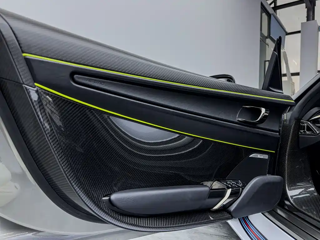 Porsche 918 Spyder 2015 — фото 19