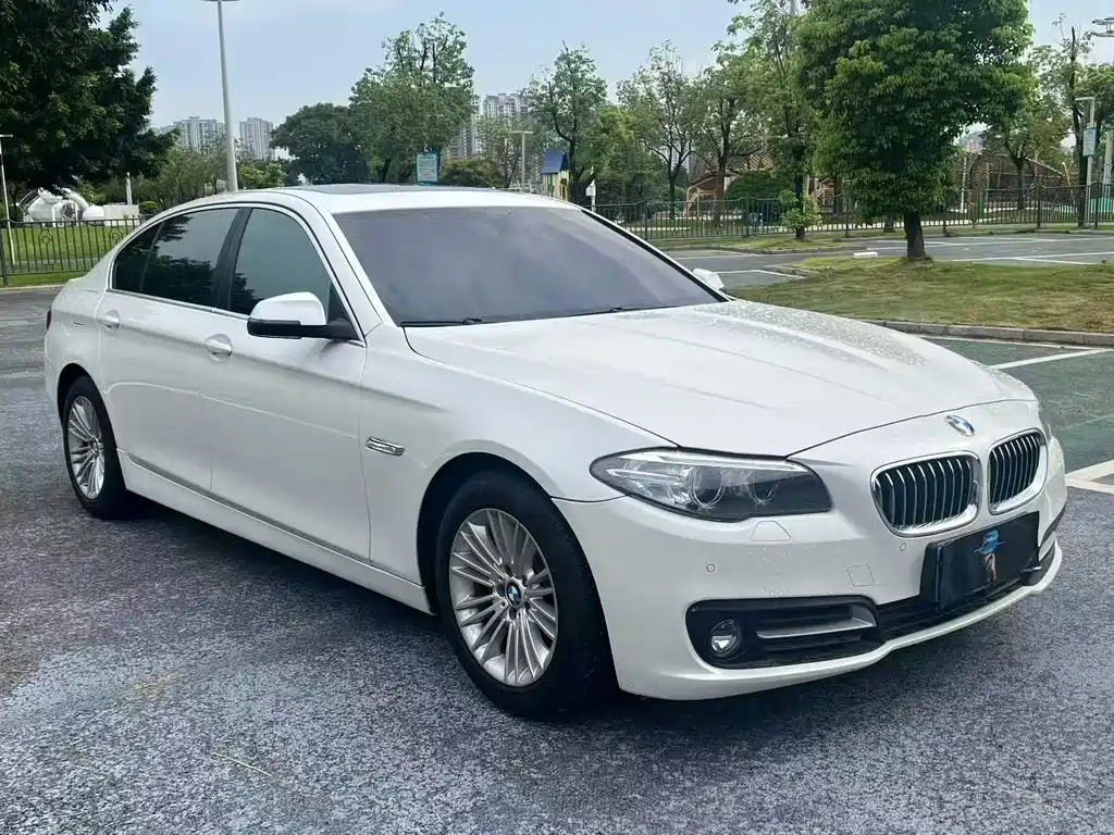 BMW 5 Series 2016