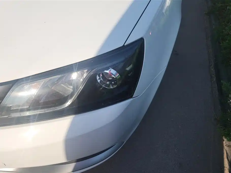 Geely Emgrand 2016