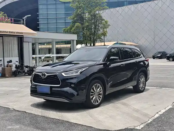 Toyota Highlander 2024