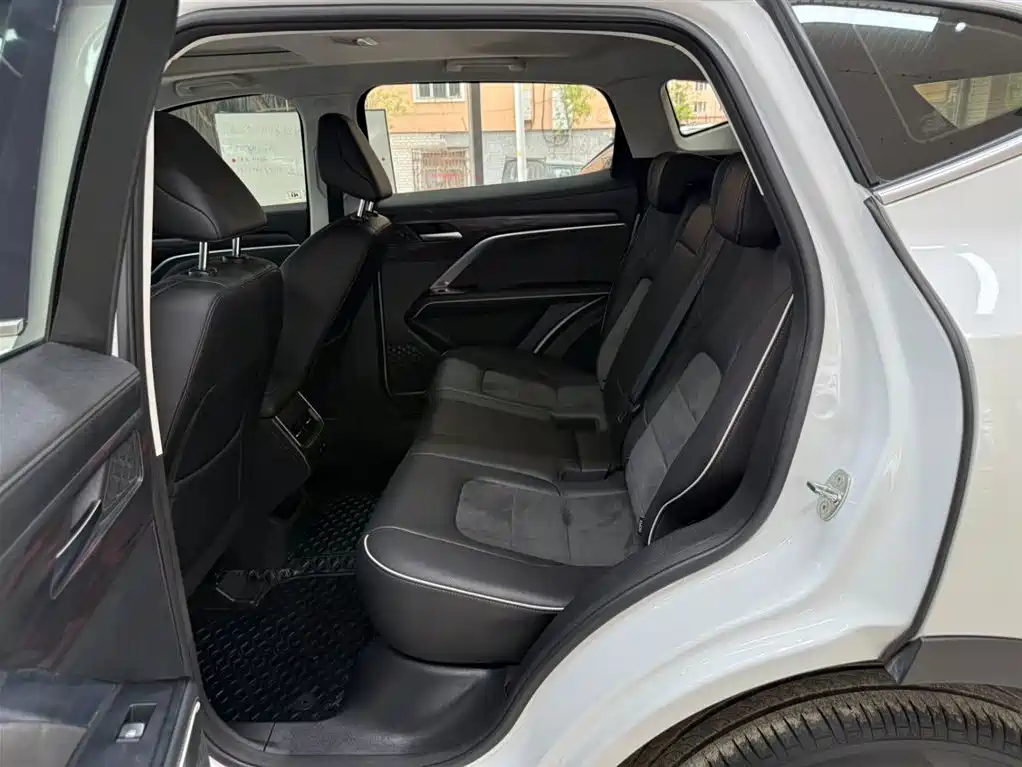 Haval H6 2023 — фото 17