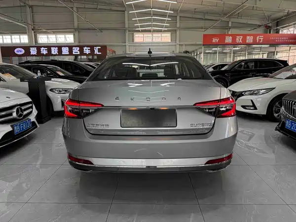 Skoda Superb 2024