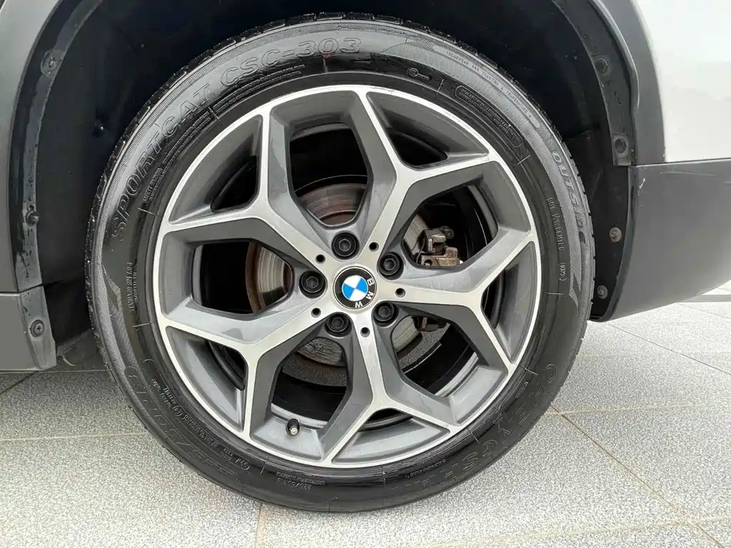 BMW X1 2019 — фото 19