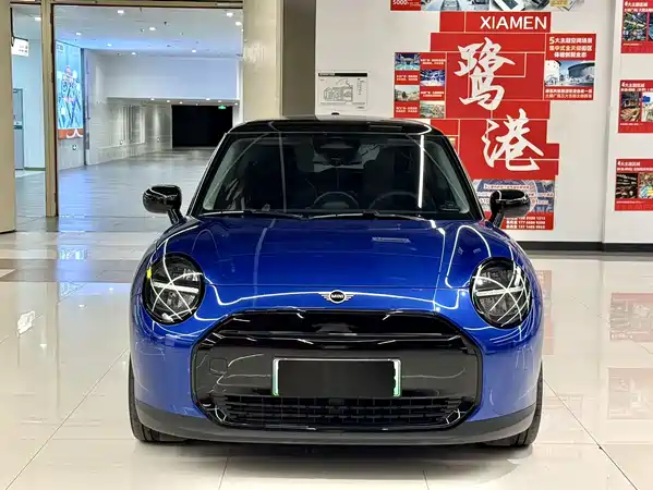 MINI Cooper 2025