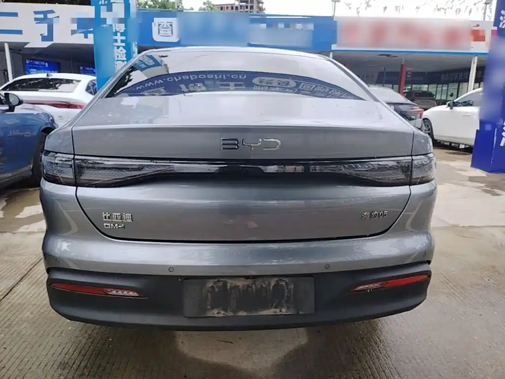 BYD Seal 05 DM-i 2025 — фото 6