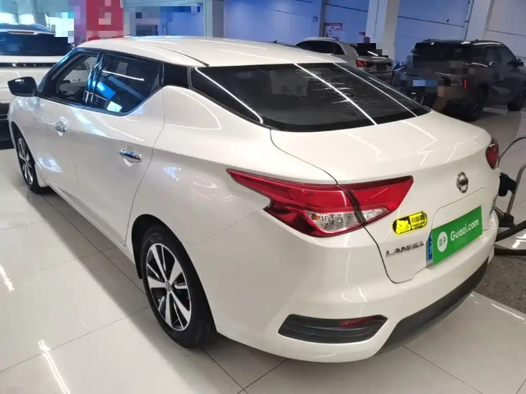 Nissan Bluebird 2019