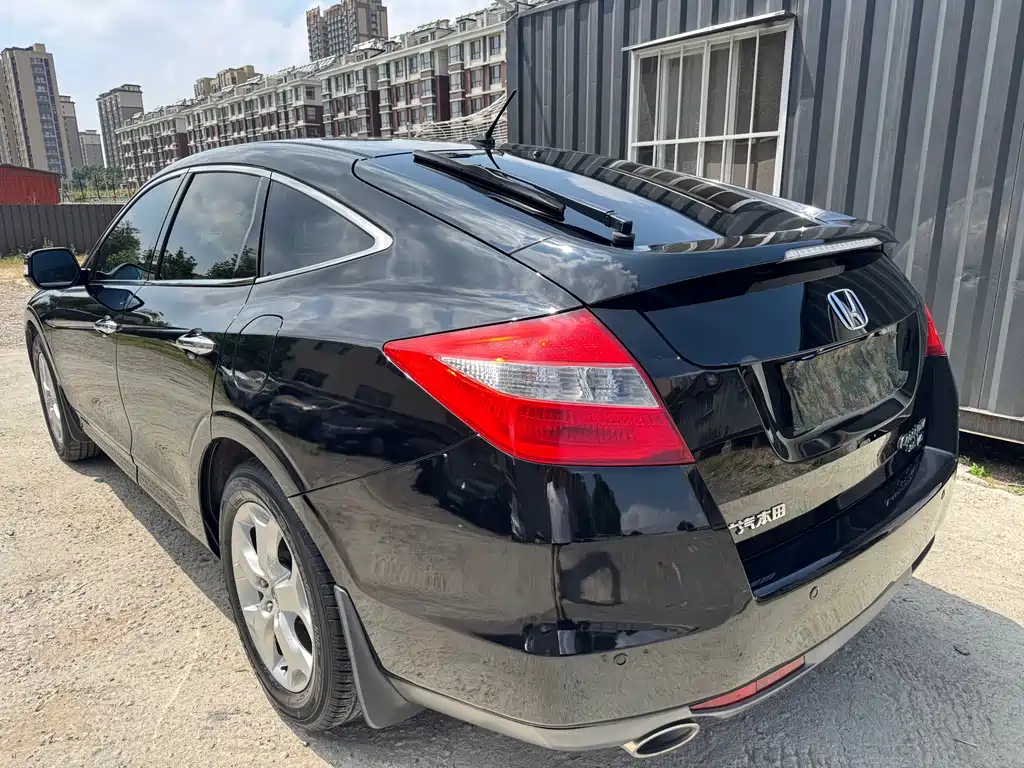 Honda Crosstour 2012