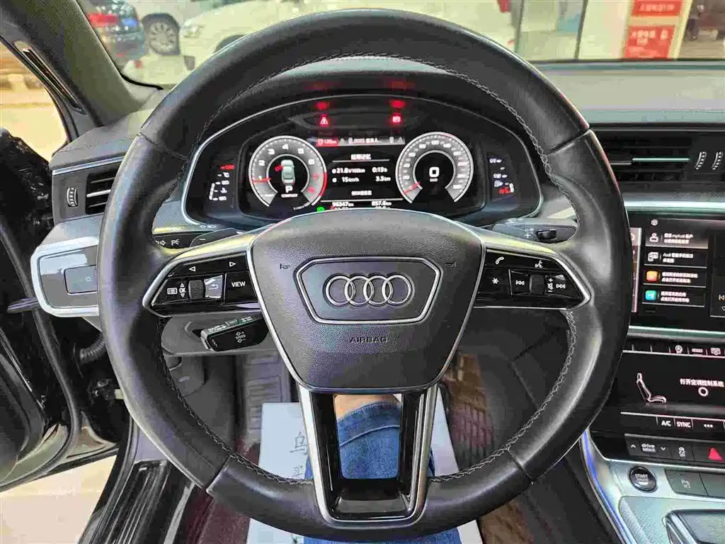Audi A6L 2021